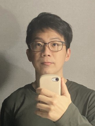 이명훈 사진